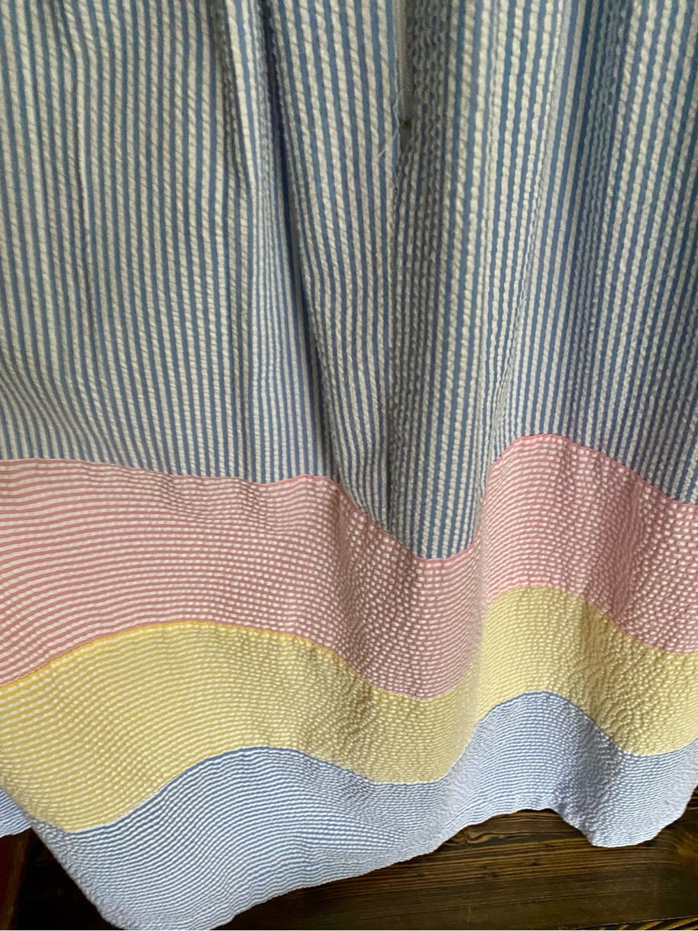 Saybury Vintage House Dress . Seersucker chevron design. 1980’s - Picture 4 of 9